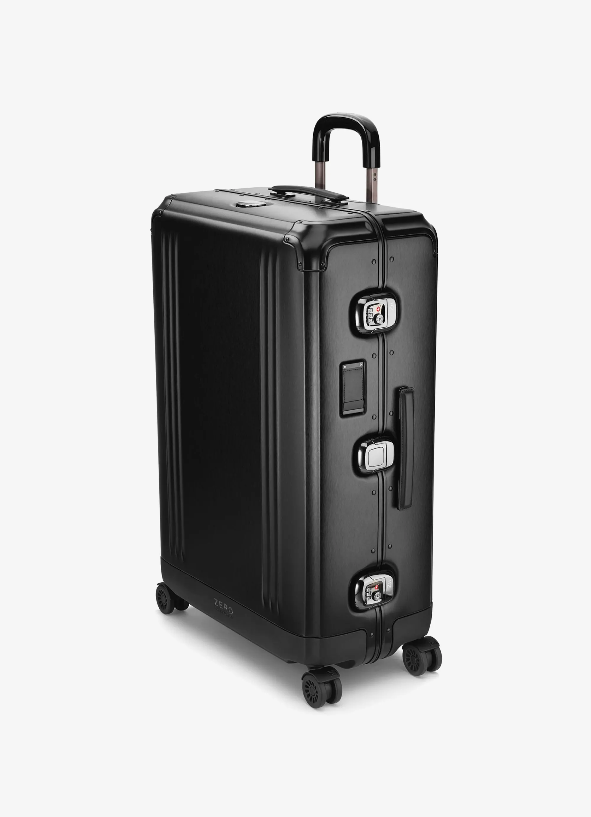 Bric's Carry-On Trolley*Zh International Carry On A01-Black