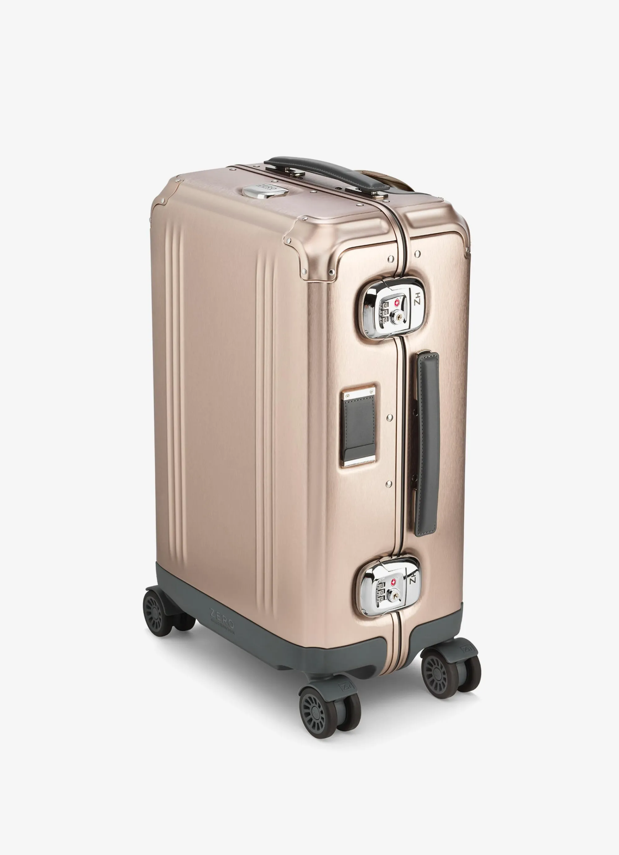 Bric's Carry-On Trolley*Zh International Carry On A08-Pink